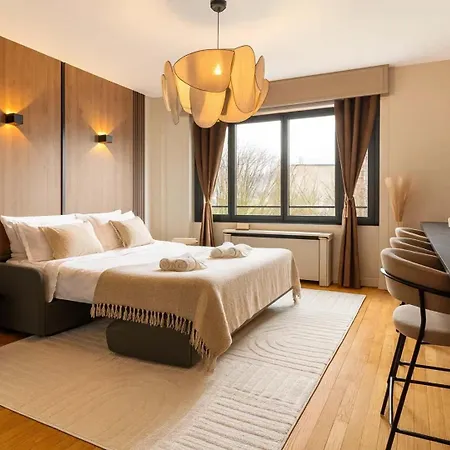 Eiffel Tower - Premium With Balcony And Lift For 4 Apartment Paris