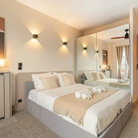 Eiffel Tower - Premium With Balcony And Lift For 4 Appartamento