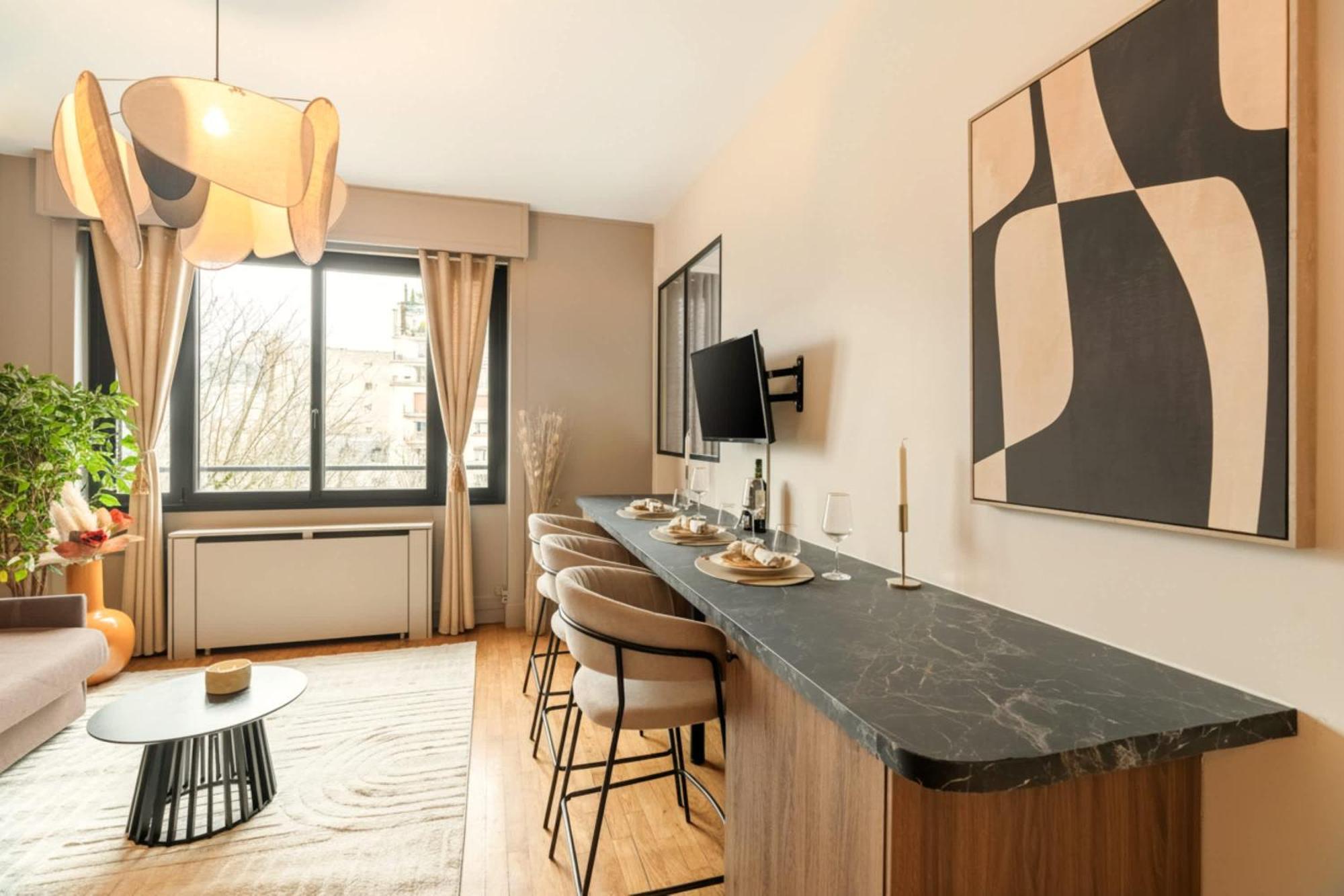 Eiffel Tower - Premium With Balcony And Lift For 4 Appartamento